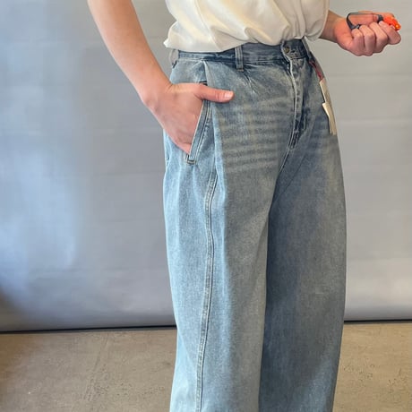 PASSIONE タックデニムパンツ