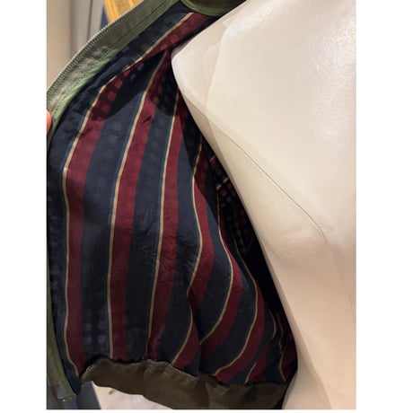 パンチングショート丈ブルゾン