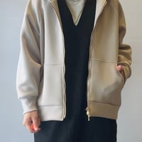 QTUME フードパーカー