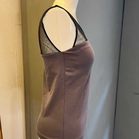 CLOCHE シアー切替えカップ付きタンクトップ