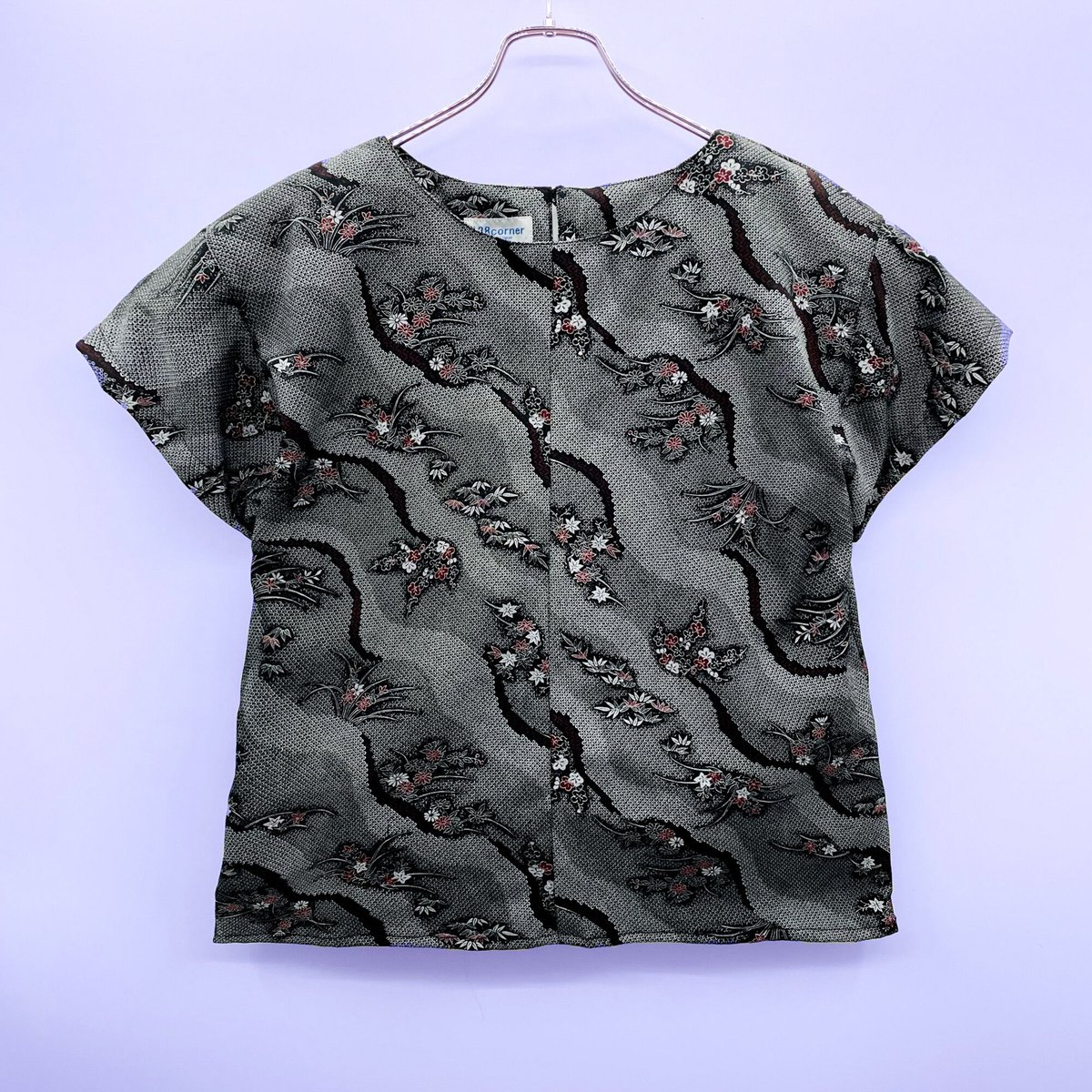 振袖 型染め 黒地 縮緬 鞠 裄66 素敵なデザイン 着物 正絹 T-3782 振袖 型染め 黒地 縮緬 鞠 裄66 素敵なデザイン 着物 正絹 T