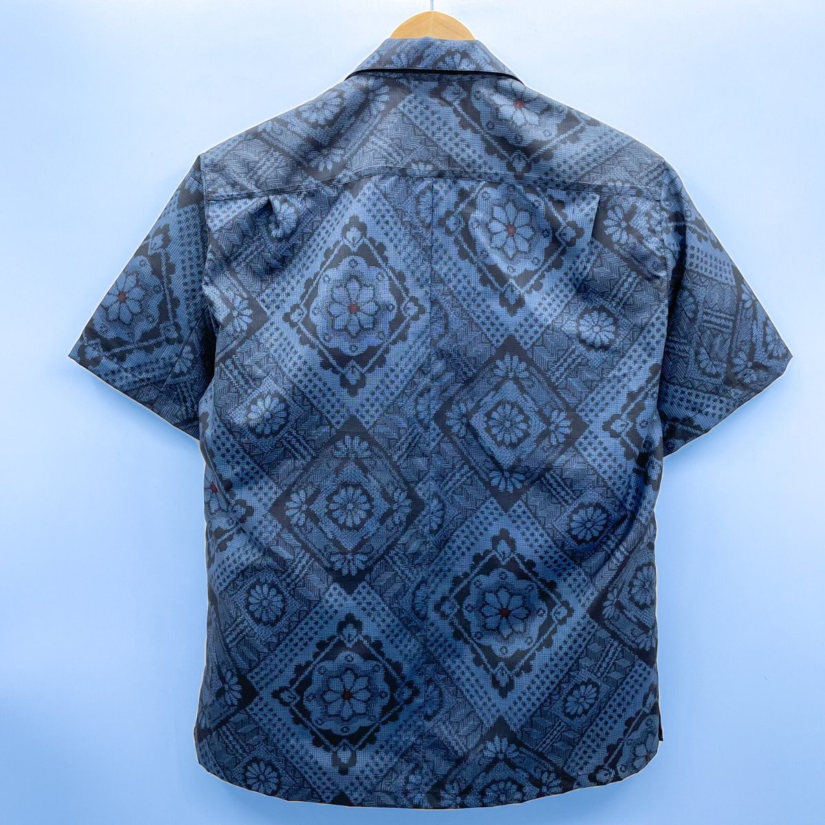 Koshima Oshima 大島紬 シルク100% メンズ半袖シャツ fit=scale-down,w=1200
