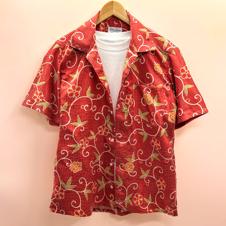 【Lサイズ】KIMONOカジュアルシャツ半袖　唐草紅