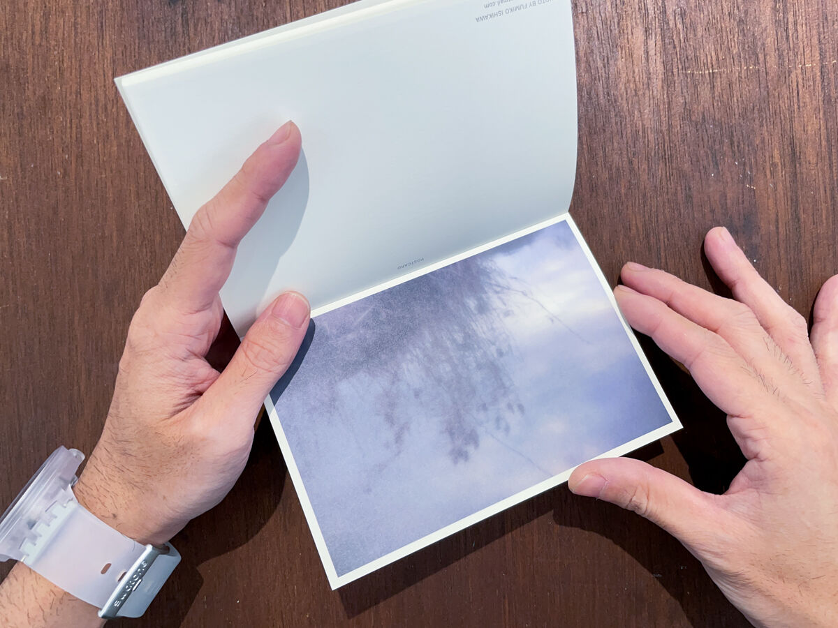 B品】ポストカードブック写真集「光ノ音」 a note of a light B品】ポストカードブック写真集「光ノ音」 a note of a light
