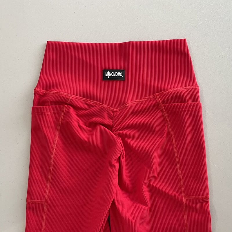 細魅えサイドポケット付きレギンス | MINOMOMOSTORE