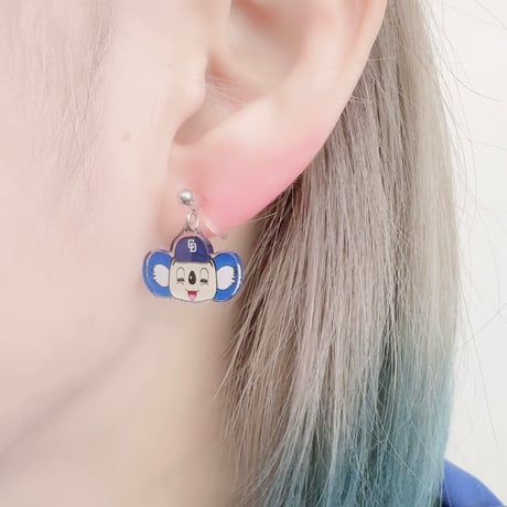 ドラゴンズグッズ　ノンホールピアス　種類：D048-ドアラB