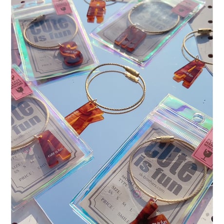 らい　イニシャル キーリングのRとK らい イニシャル キーリングのRとK TOSSDICE / BamBooks the