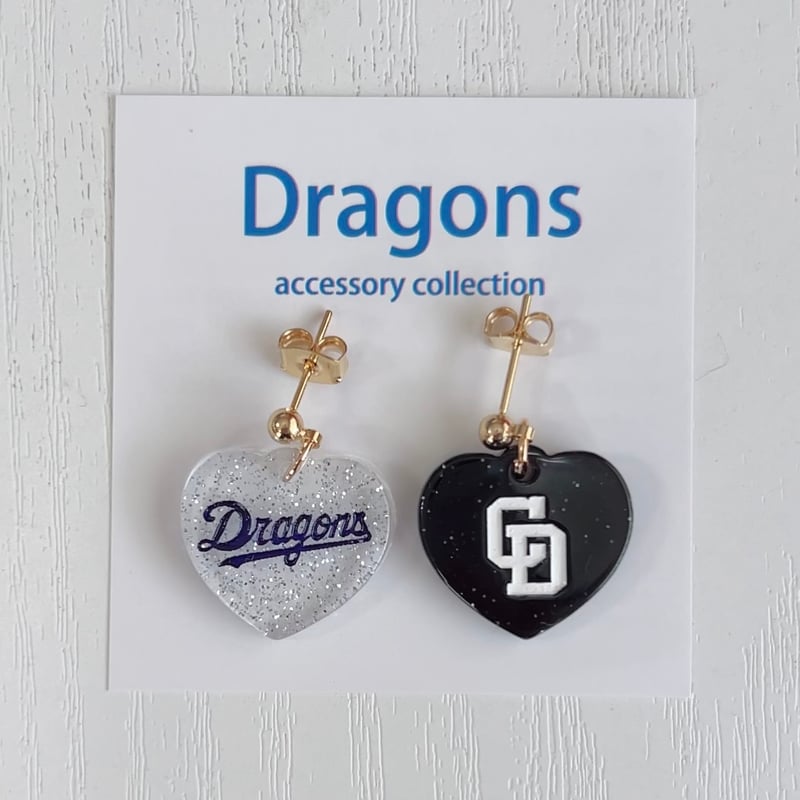 ドラゴンズグッズ ラメピアス 種類：D028-ハートロゴCL/BK | c.i.f