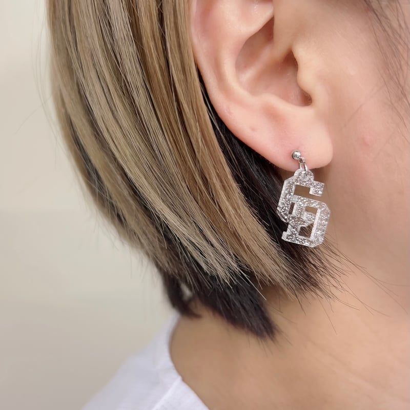 ドラゴンズグッズ ピアス 種類：D014-スタンド | c.i.f