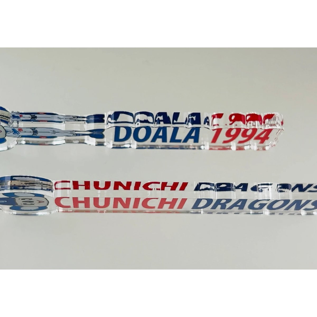 ドラゴンズグッツ。 ドラゴンズグッズ ドアラスティックキーホルダー 種類：D016