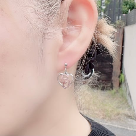 ドラゴンズグッズ　ピアス　種類：D035-ST-CD