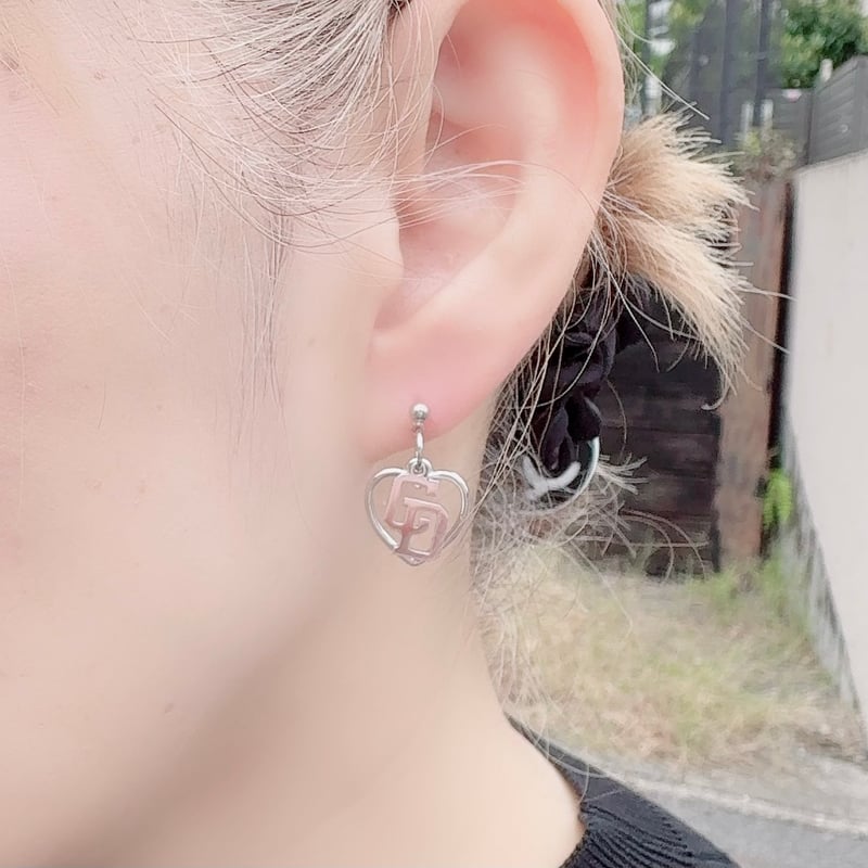 ドラゴンズグッズ ピアス 種類：D035-ST-CD | c.i.f