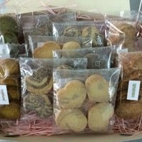 米粉クッキー16袋入り（8種類/64枚入り） ☆パティシエが作るおいしい"ノンアレルギークッキー”　アレルギーの方や妊娠中・授乳中の方、赤ちゃんのはじめてのおやつに！