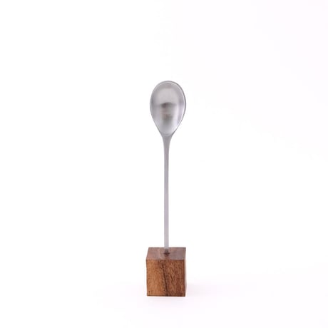 aluminum stand spoon / キッチンに温もりとスッキリを / 約大さじ1杯と小さじ1杯の頼れる存在の軽量スプーン