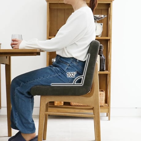 wood × corduroy chair / 座り心地の良いコーデュロイ素材のダイニングチェア