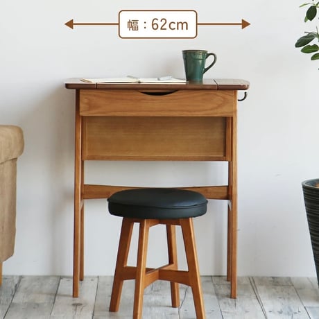 Dresser + Stool / オークの美しい木目のデスクにもなるドレッサーとスツール / コンパクト設計 / ミラー収納