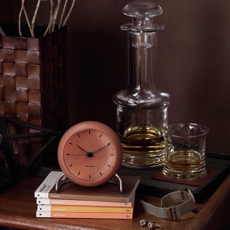 ARNE JACOBSEN TABLE CLOCK / CITY HALL / 43692 | ARNE JACOBSEN TABLE CLOCK / CITY HALL / 43692 |