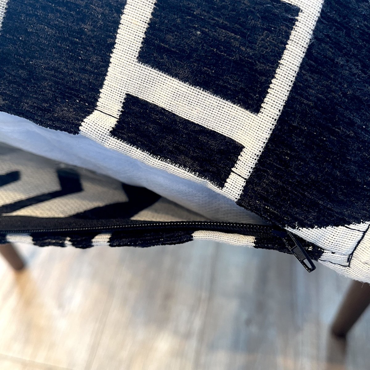 ORTEGA CUSHION COVER / BLACK 45×45cm / クッション /