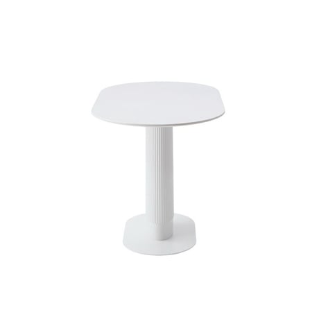 OVAL DINING TABLE / シンプルなオーバル天板 / 白が洗練された空間に溶け込む / ダイニングテーブル