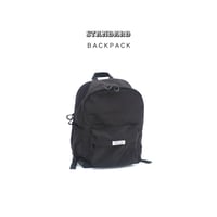 ＳＴＡＮＤＡＲＤ ＢＡＣＫＰＡＣＫ / BLACK / 撥水加工を施したナイロン製 / バッグパック リュック / サイズ w310×d160×h400mm