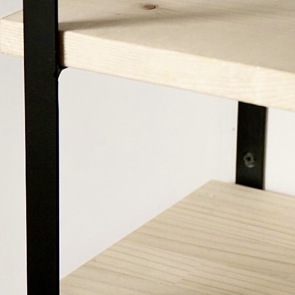 アイアンスクエアウォールシェルフ / LL : 4段 / w20×d245×h674mm］AX