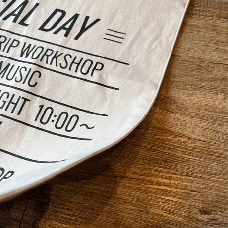 INTERFORM / 壁面に飾りたくなるCAFE TIME MAT / white , black 2枚セット / 45×65cm