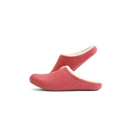 高密度なボリュームボアが 寒い日の足元にしっかりと寄り添う room's Sheep slipper / women Mサイズ (22.5cm~24cm)
