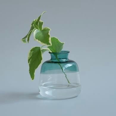FLOWER VASE / ガラスベース / フラワーベース / 一輪挿し / GREEN /