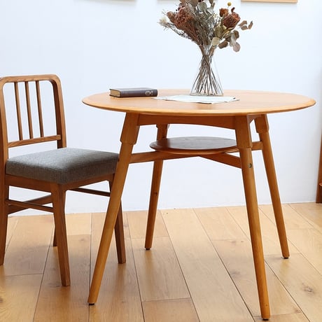 Dining Table 900 / ROUND TABLE / 空間を広く見せる 円形天板のダイニングテーブル / ラウンドテーブル / BROWN