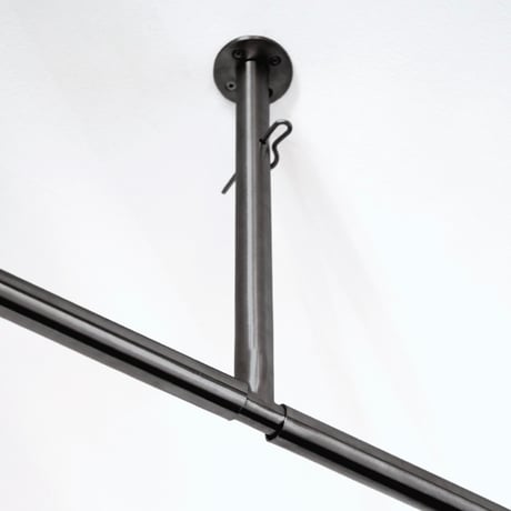 STAINLESS ceiling hanger 1550 / BK , SL / 空間を便利に使う生活感の出ないシーリングハンガー