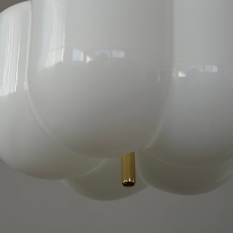 PENDANT LIGHT 60 / 150 / 優雅で上品なフォルムが目を惹くガラスペンダント照明 / LED電球 選択 / GOLD , BLACK / Flora