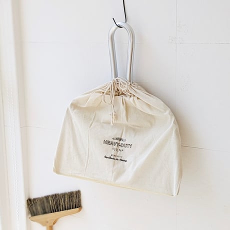 ALUMINUM DUSTPAN / アルミ素材の軽量で実用的なちりとり / ダストパン