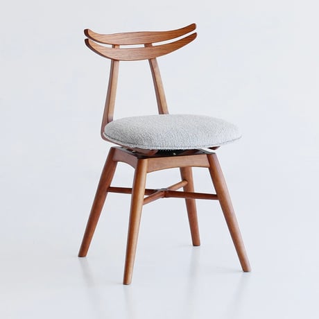 SPIN DINING CHAIR / 木目が滑らかで美しいヴィンテージデザインの回転チェア / ivory , brown