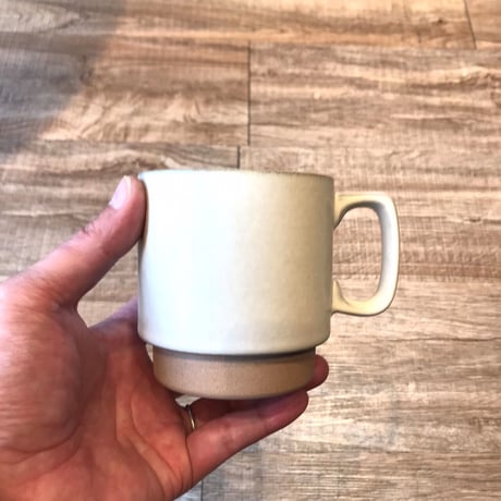 AXCIS PURE MAG / マットな質感で落ち着いた雰囲気のマグカップ  / 同色 ペア 2個 / 容量 : 約310ml 陶器製