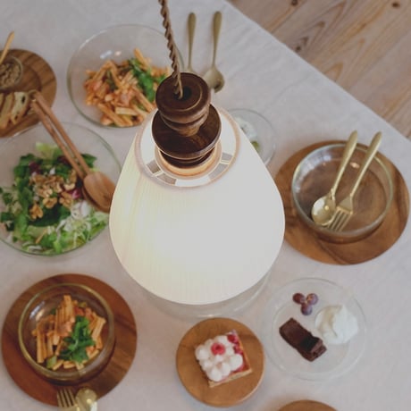 PENDANT LIGHT  by shesay / 雰囲気のあるシーシャムウッドのパーツの照明  / Sサイズ （E17 口径）Lサイズ（E26 口径）/ 電球なし / コード長 70cm