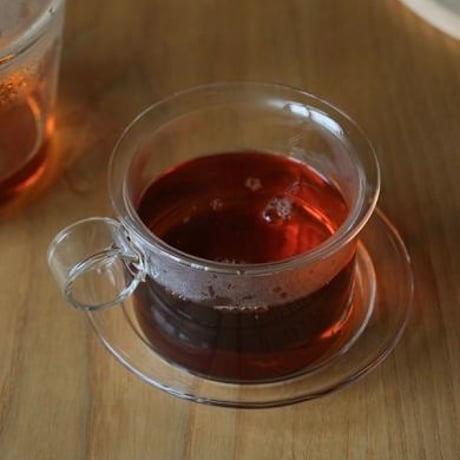 LAPI CUP & SAUCER WIDE / 北欧ヴィンテージからインスピレーションを受けて、端正かつ実用性の高いデザインのカップ&ソーサー
