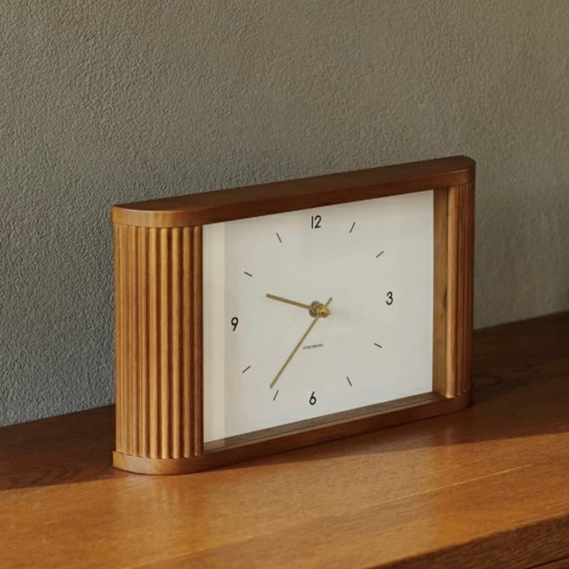 WOOD FRAME CLOCK / 上品な華やかさを備えたシックな佇まいの置き掛け