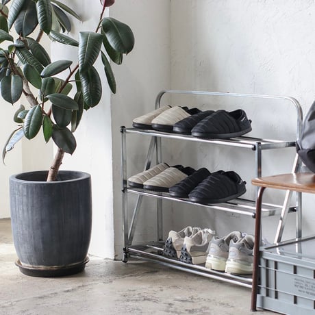 FOLDABLE SHOES RACK / ZINC , BLACK / HAMMERTONE / インダストリアルな雰囲気のある折り畳み式のラック / 収納棚