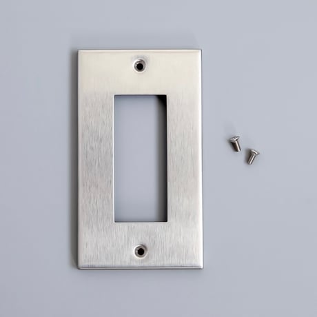 SWITCH PLATE / シンプルで美しい質感のコンセントプレート / STAINLESS , BRASS