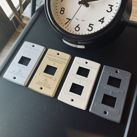 BRASS Switch plate / type 123 / 真鍮素材のスイッチプレート/ ブラス コンセントカバー