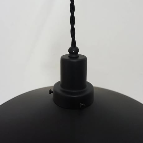 ALUMINUM SHADE PENDANT LIGHT / E26 軽くて丈夫なアルミシェードのペンダントライト / シーリングカバー付き / LED電球 選択 / WHITE , BLACK