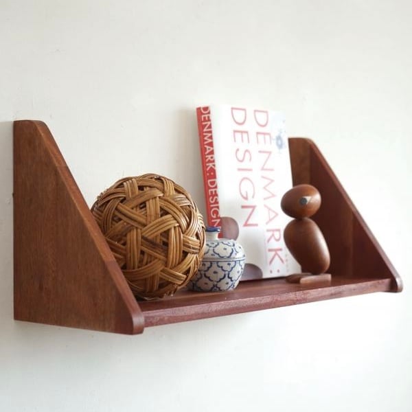 マホガニー材を使ったトライアングルシェルフ / koko 3シェルフ / 壁面