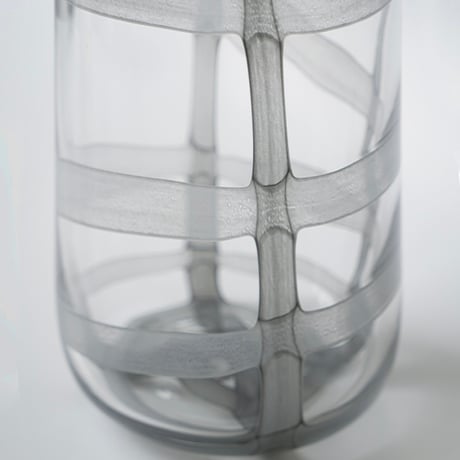 SUMU GRASS VASE / Lサイズ / 北欧の霧景色を思わせるような淡いカラーリングのビッグガラスベース / YELLOW , GRAY