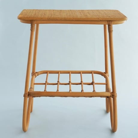 AXCIS RATTAN スクエアテーブル / サイズ : 約w450×d350×h495mm