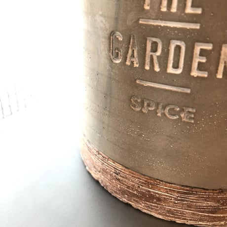 グレーポットと受け皿をセットしたおしゃれなセメントプランター  /FEEL THE GARDEN プランター by SPICE / ラウンド Lサイズ / セメントポット / 鉢 / ガーデニング