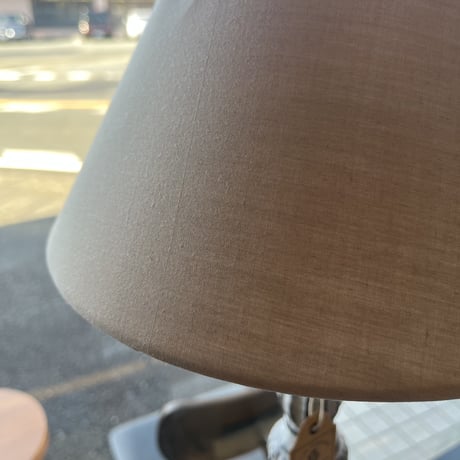 シックでクラシカルな高さ57cmのテーブルランプ / ナチュラル / ブロカント / アンティーク / TABLE LANP / ソファサイド ベッドサイド ランプ  / LIST24448007