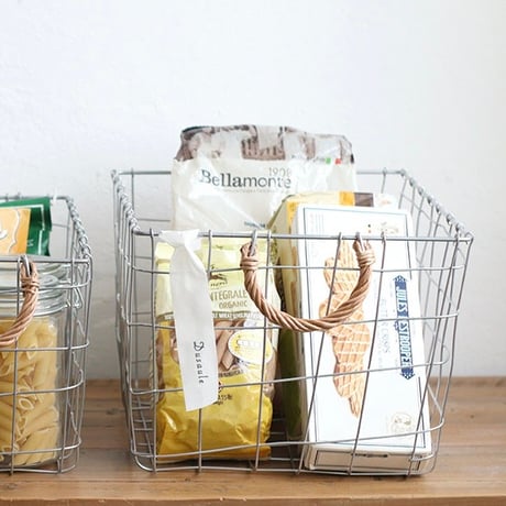 ＤＵＳＡＵＬＥ   ＲＥＣＴ   ＷＩＲＥ ＢＡＳＫＥＴ  / 無機質なワイヤーと柳のハンドルをアクセントにしたレクトバスケット / ワイヤーバスケット