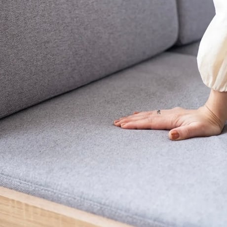 SOFA FABRIC 2P / GRAY , KHAKI , ORANGE / 体が沈み過ぎない固さのしっかりとした座り心地のソファ
