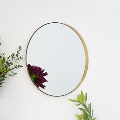 BRASS ROUND MIRROR 320 / 上質さをプラスして空間全体の完成度を上げてくれる真鍮ミラー / φ32cm