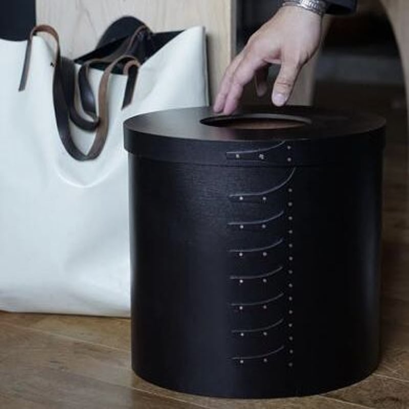 生活感の出やすいアイテムを洗練した雰囲気に。 / AXCIS シェーカー